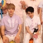 [EXO] 디오 어<b>좁이</b>