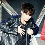 [EXO] 종인이 오늘 대박이다 <b>회색렌즈</b>