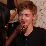 [뉴트] 술게임하다가 벌칙걸림