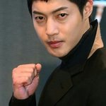 [뉴트] 찐리뇬아 <b>참치</b>오빠 아디다스 움짤 옶냐?