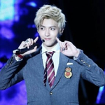 [EXO] 자고일어났는데 우발놈이 이러고있다면?  <b>jpg</b>.