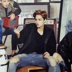 [EXO] 김종인뭐먹으면서보는거개<b>설레</b>..