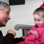 [추억파리여] 은퇴한 <b>cia</b> 요원의 재능기부