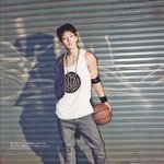 데뷔전부터 화보찍은 <b>바비</b>