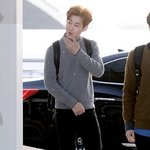 왠일로 차분한 <b>헨리</b>의 출국길