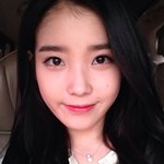 [아이유] 아이유 직접 올린 셀카 '더 못된 쪽은 누구야?'