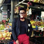 자유분방한 화보공개한 탑