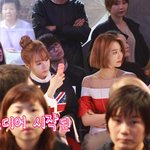 [여자연예인] 티파니 고준희 박수진 패션쇼에서.jpg