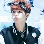 아이돌의 귀여운 <b>반다</b>나 패션
