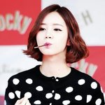 [뉴트] 내일 축제에 <b>음식</b> 뭐팔아야되냐 ㅅㅂ