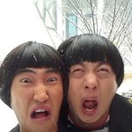 조금 모자라지만 착한 친구!ㅋㅋ 연예계 최고의 '덤앤더머' 콤비는...