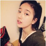 [수지]  인스타 <b>업</b>뎃 사진 수지+애교<b>셀카</b>