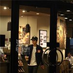 [EXO] 루한이 아프지만 커피마시는 이유