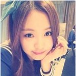 [에이핑크] 교복 셀카 손나은 귀염 <b>폭발</b>