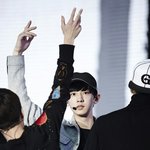 [EXO] 나 아송페 가는데 단콘 응원봉