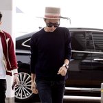 오랜만에 평범한옷 입은 지드래곤