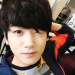 <b>듬직</b>한 대형견 느낌 男아이돌