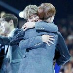 [EXO] 존나<b>뭉클</b>...