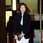 마네킹보다 얇은 이요원다리ㄷㄷㄷㄷㄷㄷㄷㄷ