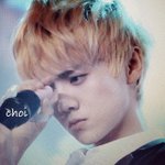 [EXO] 나 갤<b>련</b>맞고 루한이 옹호하는거 맞는데?