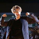 [EXO] 어제부터 이 사진을 몇번 봤는지 ㄷㄷ