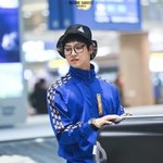 코스프레하고 입국중인 갓세븐 jb