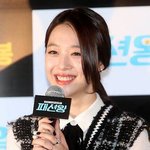[<b>설리</b>] 패션왕시사회오늘자<b>설리</b>