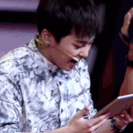 [시우민] 파파<b>파</b> 영상에서 눈을 못떼겠어.....