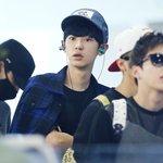 [EXO] <b>찬열이</b>팬들아 여리까는거 됴줌인거알지?