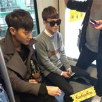 [CHEN] 현재 베이징에서 솜<b>막내들</b>!