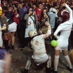 [추억파리여] <b>광란</b>의 홍대 거리 할로윈 파티 후