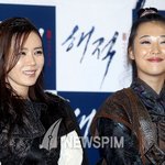 <b>해적</b> 시사회에서 미모 터진 설리.jpg