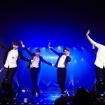 [EXO] <b>장미꽃</b>을