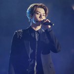 [EXO] 애들미모는 ㄹㅇ 잘생겼다 이 한마디론 <b>표현</b>이 안됨