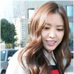 [에이핑크] 손나은 출근길 <b>직찍</b>들  실물은 이런느낌!!