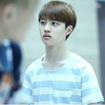 [EXO] 경수 자신감 장착 전후.<b>jpg</b>