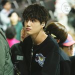 [카이] 12시까지 30만 되면 비하인드 틀어준다는 말이 잇어 ...