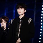 오랜만에 보니까 더 섹시해진 카이