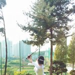 <b>골프</b>녀? 볼륨녀?