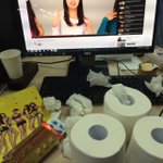 코감기 제대로 걸린 울오빠 <b>책상</b> ㅋ