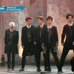 [EXO] <b>애교</b>부리는 것 봐봐