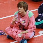 [EXO] 우리동네 롯데마트에서 빼빼로사면 엑소포카<b>줌</b>