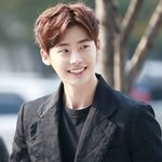 퇴근길에도 존멋쁨 <b>폭발</b>하는 이종석