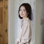 긴머리로 화보찍은 송혜교