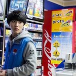 [EXO] 디오 담배잡는 <b>솜씨</b>가