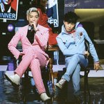 같이 있으면 <b>두</b> 배로 훈훈한 아이<b>돌</b>들