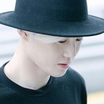 [EXO] 너무행복하다 애들아 우리이제