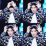 [EXO] 게다가 그 <b>포스터</b> 마지막한개 남은거였대