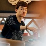 [EXO] 첸이랑 밥 <b>한끼</b>먹기 vs 한지.민 얼굴로 10년살기
