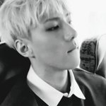 [EXO] 나 내일 <b>오전</b>7시20분꺼 보러간다
